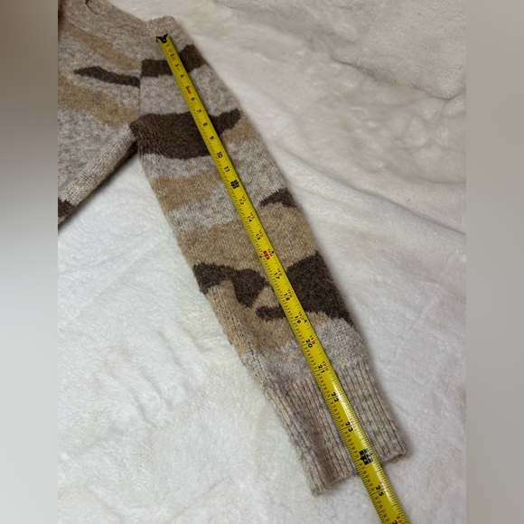 Anthropologie Moth Super Soft Neutral Camo Crewneck Knit Sweater - Picture 12 of 12